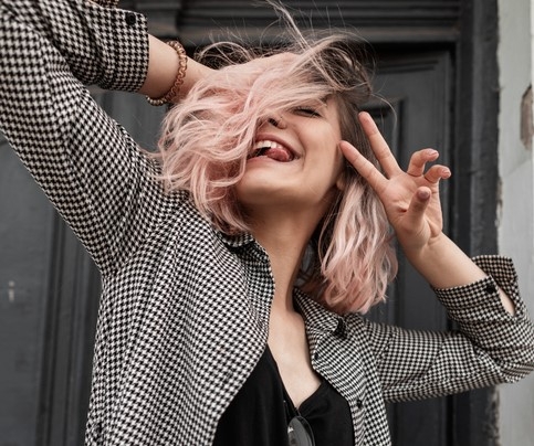 Бондинг — полезная услуга для сожженных волос